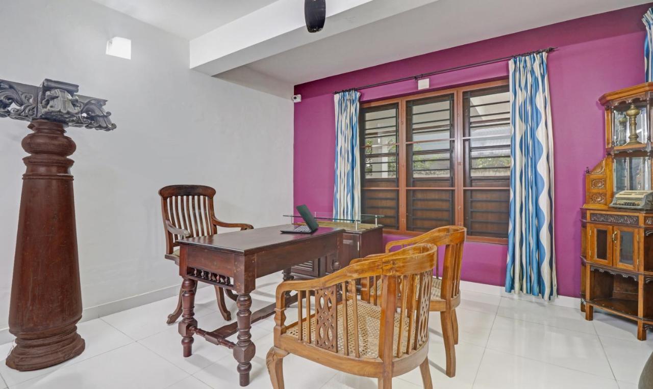 Treebo Backpackers Inn Kochi Zewnętrze zdjęcie