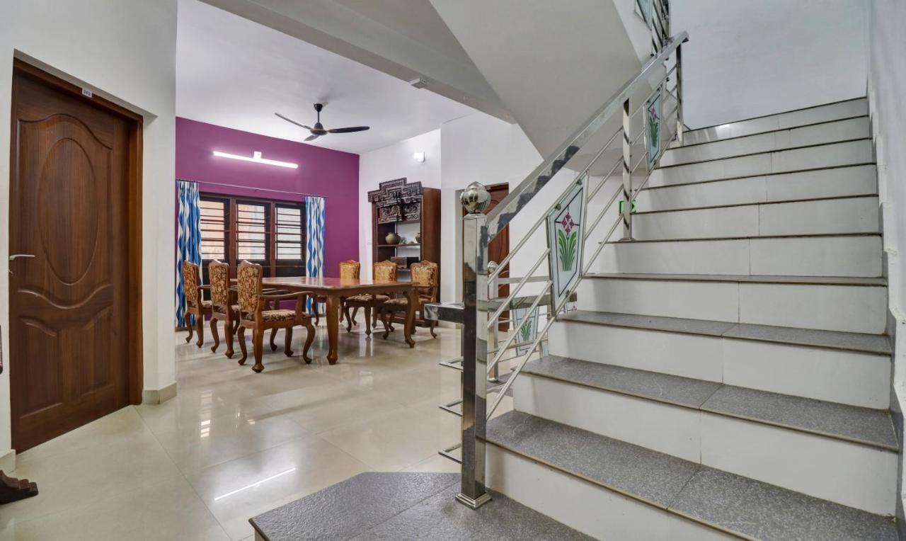 Treebo Backpackers Inn Kochi Zewnętrze zdjęcie